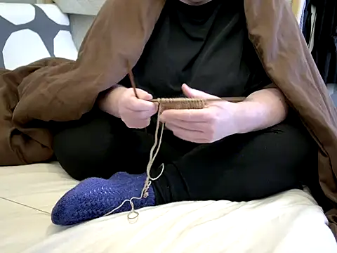 marthabriest (F mature) - flash pussy