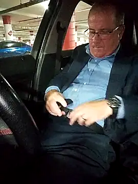 stiffandlubed@xh webcam