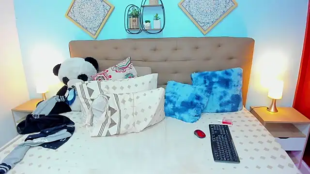 _EbonyGoddess webcam