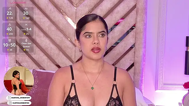 Martina-Roberts- webcam