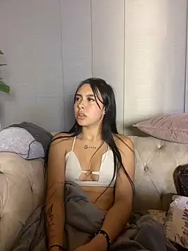 scarlett_pinkk1 webcam