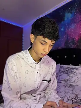 RoughDiamond_ webcam