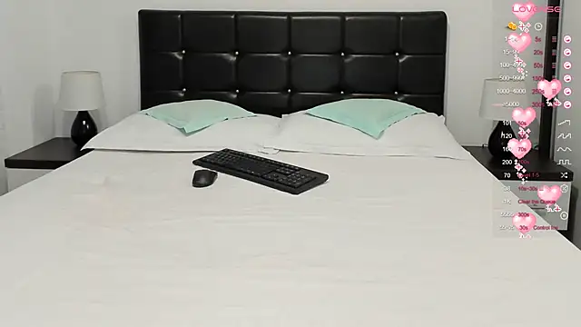 karinamadnessdesiree webcam