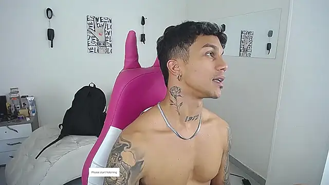 Leonard_Price webcam