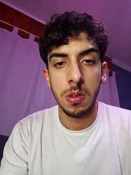 leoynicky98 - LeoyNicky98's free webcam - UK Sex Cams