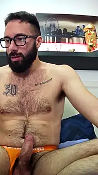 ItalianDaddyWolf webcam