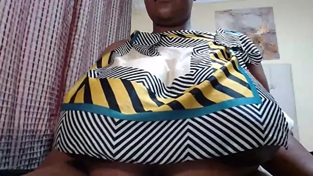 CHOCOLATEDARKBUSTYX webcam