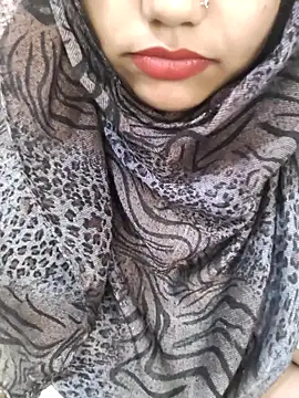 Webcam Model (Miss_Rose__)  is live.Free join now!