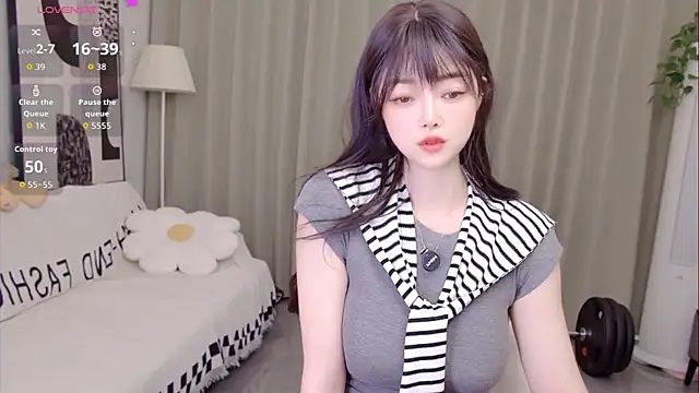 美女uikyy1在线直播