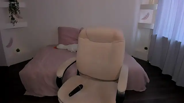 sweet_meg - Sweet_Meg's free webcam - UK Sex Cams