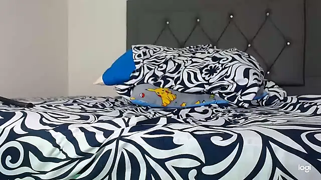 red_veltet - Red_veltet's free webcam - UK Sex Cams