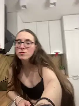 martiniiselenna - MartiniiSelenna's free webcam - UK Sex Cams