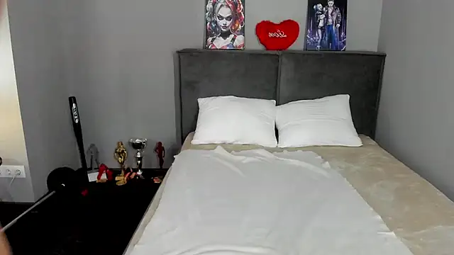 MuscleXXXBarbie webcam