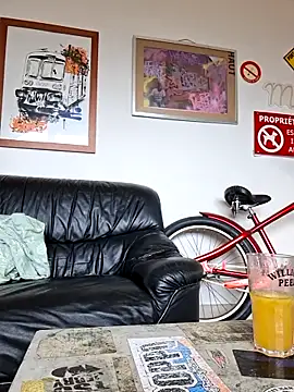 mr_graffitimile - Mr_Graffitimile's free webcam - UK Sex Cams