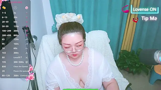 AngelwithEcup webcam