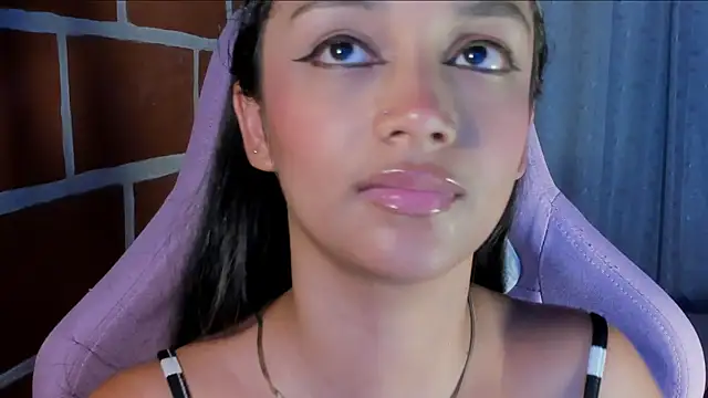 MelanyOconner webcam