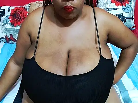 BeautifulBustySA webcam