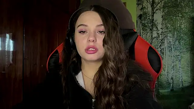 thedastrevell (F young) - Show heels