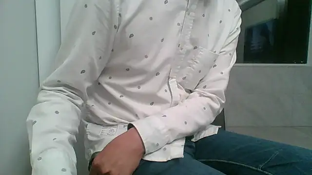 nole_china7 (Ask my age) - talk / fun / cum