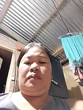 Lovelywoman43 webcam