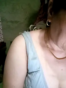 Webcam Model (Funsexy1)  is live.Free join now!