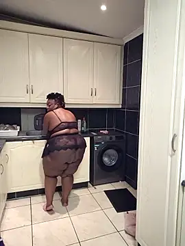 thickianarider - ThickianaRider's free webcam - UK Sex Cams