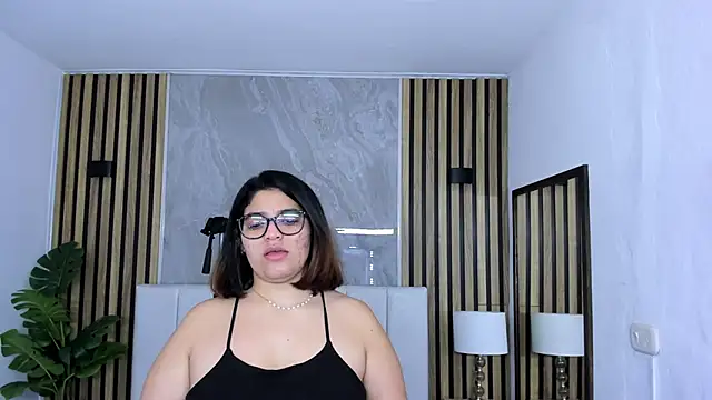 Carlotta_de_velour webcam