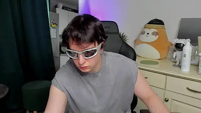 Vincent_Strong webcam