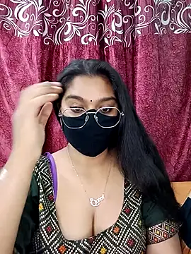 Webcam Model (Jasmine_jaaan)  is live.Free join now!