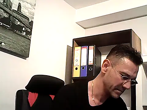 mastercharisma35 webcam