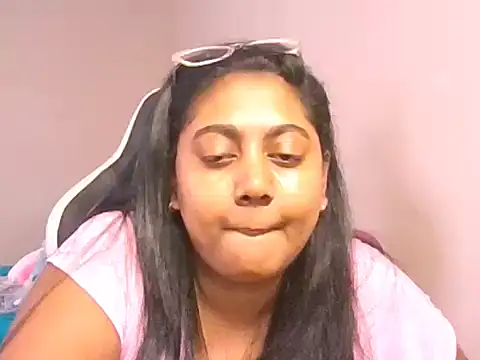 Indian_Ruby99 webcam