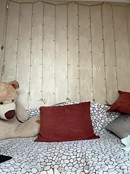 Amberhotqueen webcam