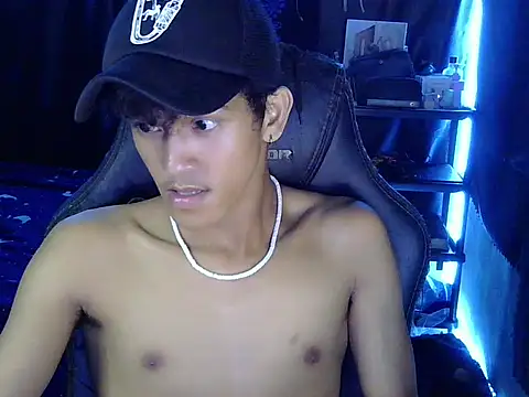 hugekenbigcock webcam