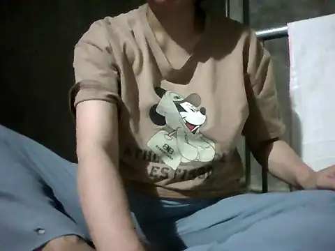 linbi135 - Linbi135's free webcam - UK Sex Cams