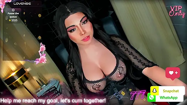 BarbieHugeCockTS live sex cam