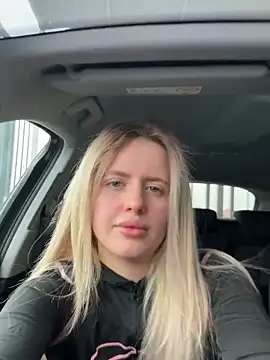 Holly-Glamour webcam