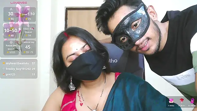 SassyWildCouple webcam