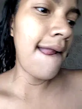 Julieta_Parker webcam