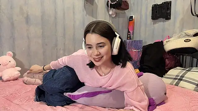 LanoraBilecki webcam