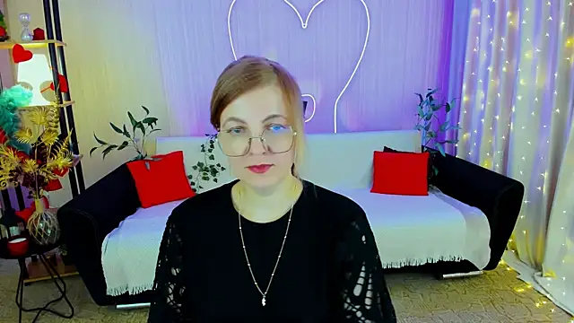 youruniverser - YourUniverser's free webcam - UK Sex Cams