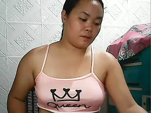 CreamyPussy4uxx webcam