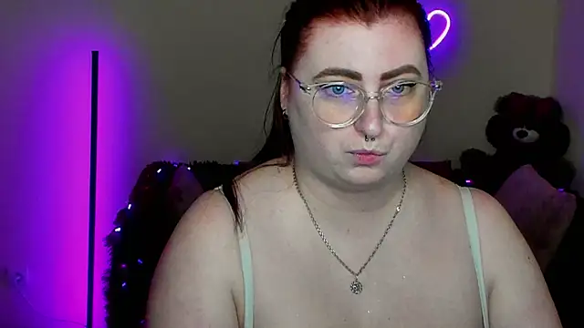 Alicia_love00 webcam