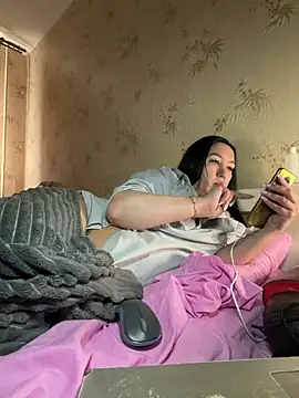 Naughtbaby_2025 webcam