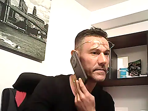 mastercharisma35 webcam