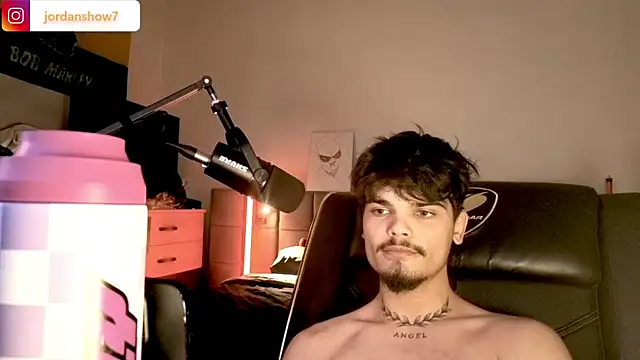 JordanShow webcam