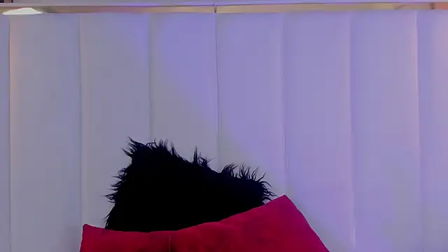 helenjoness__ webcam