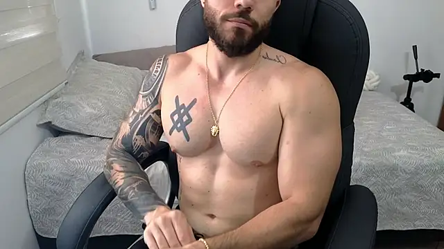 Isaac_Carter webcam