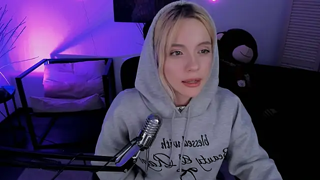 AuroraWrenfield webcam