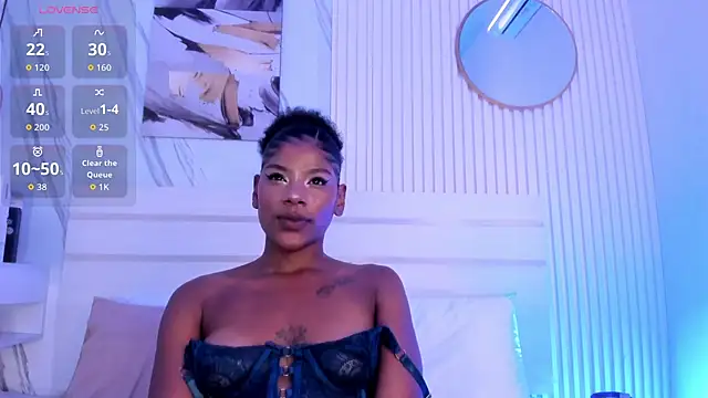 Afro_Luna webcam