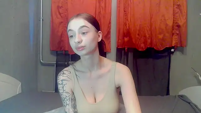 imChatty_Alice webcam